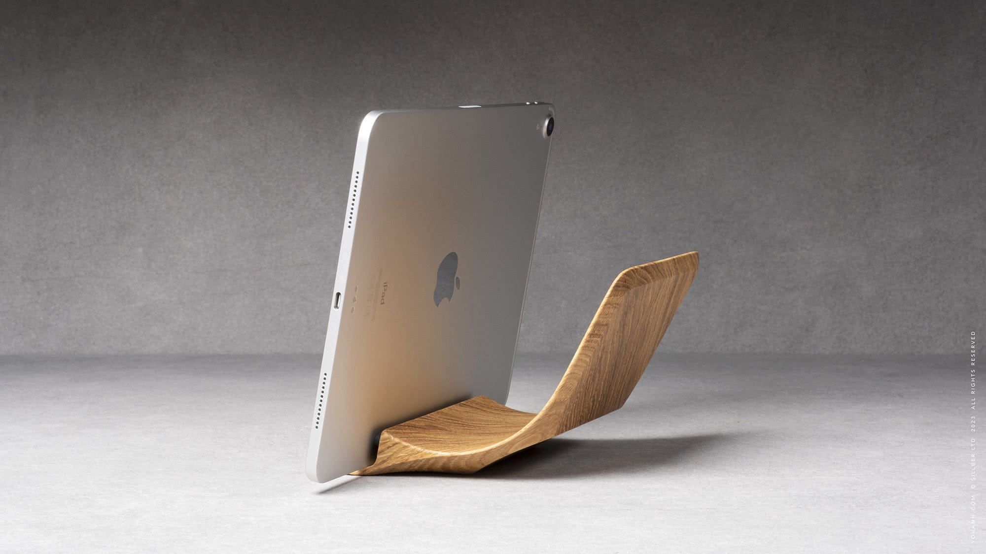Yohann iPad 11.0 / 10.5 / 9.7 Stand - Oak Wood