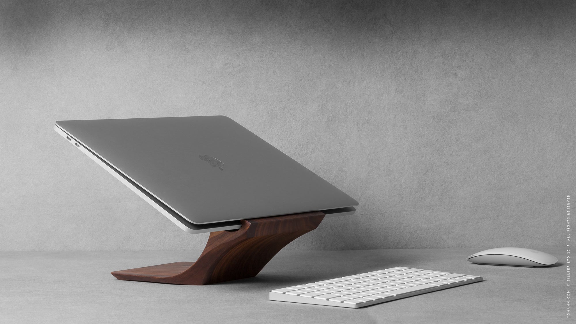 MacBook Stand Wood – YOHANN
